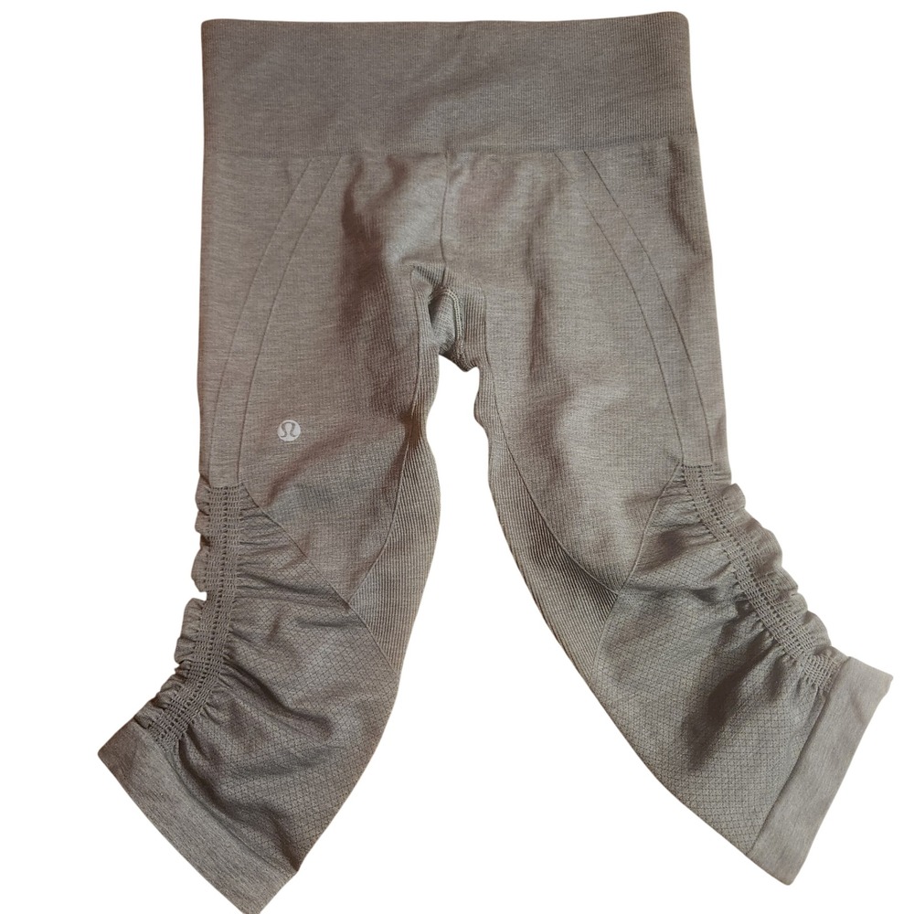 Lululemon Ebb to Street Tight Cropped Leggings Ruched Sage Green Heathered Yoga